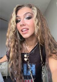 Alexandria Gilmore's Instagram, Twitter & Facebook