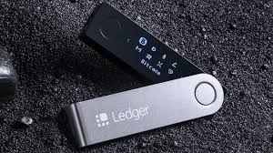I will also go through its advantages and disadvantages as well as a full review of its security features. Ledger Wallet Customer Data Leak Invokes Threats Phishing Scams User Allegedly Loses Life Savings Security Bitcoin News