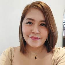 Arlene Hernandez's Instagram, Twitter & Facebook