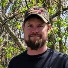 Adam Totten's Instagram, Twitter & Facebook