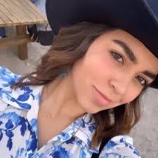 Karen Padron's Instagram, Twitter & Facebook