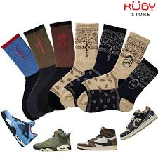 Tất/vớ Travis Scott cổ cao chất cotton | Ruby Store