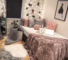 Tumblr Zimmer Inspiration 50 Tolle Schlafzimmer Deko Ideen Fur Teenager In 2020 Tumblr Zimmer Gestalten Zimmer Gestalten Tumblr Zimmer Inspiration