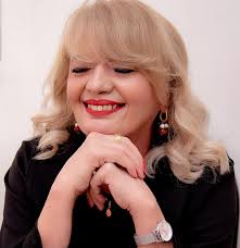 Verônica Maciel (@veronicamaciel94) • Instagram photos and videos