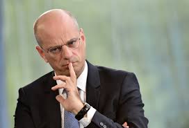 Yves van laethem fait le point sur les hospitalisations. Education Quand Le Ministre De L Education Nationale Jean Michel Blanquer Prend Autun Et Le Creusot En Exemples
