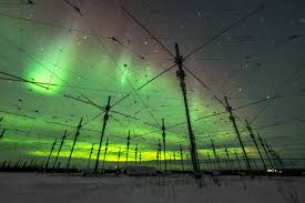 Breathtaking Video Shows Pristine Sky Above Curious Facility In Alaska Northern Lights Beautiful Night Sky Alaska