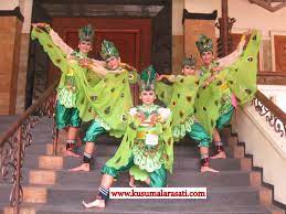 Tarian bali, tarian jawa, tarian sunda, tarian minangkabau, tarian palembang, tarian melayu, tarian aceh, dan masih banyak lagi adalah seni tari yang berkembang sejak dahulu kala, meskipun demikian. 64 Gambar Tari Garuda Nusantara Terbaik Gambar Pixabay