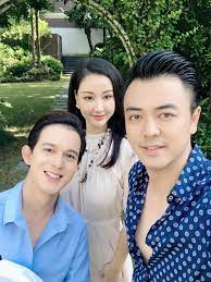 Chị dùng nước hoa loại này à? GÆ°Æ¡ng Máº·t Khac Láº¡ Cá»§a Sao Ná»¯ Vao Vai Máº¹ Báº£o Trong Vá» Nha Ä'i Con