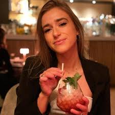 Monica Czyzewski's Instagram, Twitter & Facebook