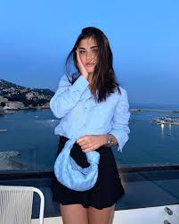 Ariel Serra - Free pics, galleries & more at Babepedia