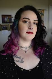 Emily Hickman's Instagram, Twitter & Facebook