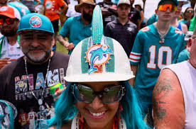 Miami Dolphins Quarterback Matt Moore Okay With Wide Receivers Corps