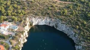 Озеро глаз дракона в хорватии. Fly Zmajevo Oko Dragon Eye Lake Rogoznica Croatia Video By C Jurand38 Stock Footage 208659268
