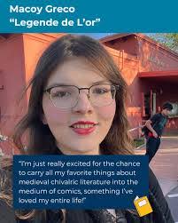 Rebecca Chenoweth's Instagram, Twitter & Facebook