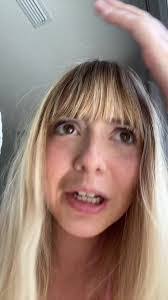 Savannah Dickens's Instagram, Twitter & Facebook