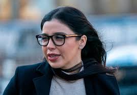 El FBI presenta mensajes privados que involucran a Emma Coronel en los  negocios de su esposo 'El Chapo' Guzmán