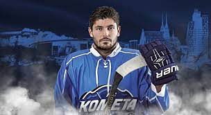 Frost and neči flew after us. Hc Kometa Brno Profil Hrace Michal Kempny 3