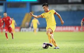 Pha ghi bàn trên chấm 11m của phan văn đức giúp slna thoát thua bình định trong tình cảnh thiếu người. Phan VÄƒn Ä'á»©c Viáº¿t Tam ThÆ° Ä'áº«m NÆ°á»›c Máº¯t Dan Há»c Tro CÆ°ng Hlv Park Hang Seo Láº­p Tá»©c Ä'á»™ng Vien