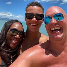 6 Districtstitels -18 jaar voor Mahorokan! Bij de Zuid Hollandse  kampioenschappen tot 18 jaar wisten Franka van der Salm (-52), Denise van  Marsbergen (-57), Fleur Teerds (+70), Tobias Bosveld (-50), Nanco Krijthe (-