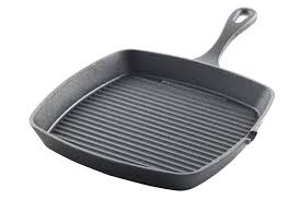 Masterpan nonstick cast aluminum grill pan in black. 10 Best Griddle Pans How To Choose Between Le Creuset Tefal And More