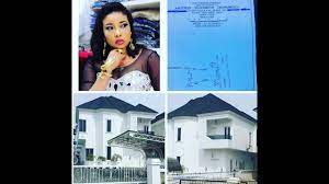 The misunderstanding between the duo began in september 2019 when an instagram blog reported that anjorin was 'held and searched for drug peddling' during her hajj trip to saudi arabia. Actress Lizzy Anjorin Acquires Multimillion Naira House Reveals Deep Hidden Things About Her Youtube