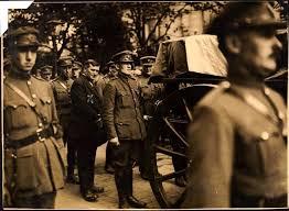 Sean Collins Behind The Coffin Of His Brother Michael Michael Collins Irish History Ireland History