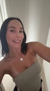 Hi ! My name is Amber, and I'm a young content creator passionate about  UGC, social media marketing, and digital design. I'm passionate about  creating aesthetic and engaging content, whether it's through