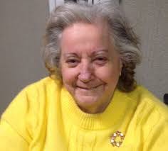 Ellen Ennis's Instagram, Twitter & Facebook