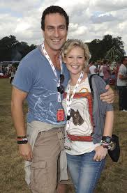 V roce 1998 ukončila studium na královské akademii dramatického umění. Joanna Page Wants To Start A Family With Her Hunky Husband Mirror Online