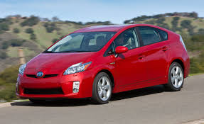 Power is sent to the front wheels through a continuously variable transmission (cvt). 2010 Toyota Prius 8211 Review 8211 Car And Driver