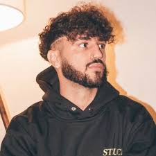 Davante Adams (@tae15adams)