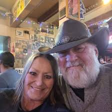 Oklahoma Joe's Hondo offset smoker details needed