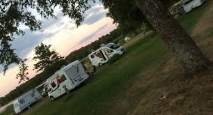 Naval port of karlskrona und ekenäs badplats geben einen eindruck von der schönen natur der region. Ronneby Havscamping Spottocamp