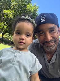 Happy National Daughter's Day to my beautiful little girl Mariah! Being a  #girldad is even better than advertised! Pretty x Daddy  #nationaldaughtersday