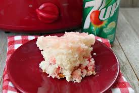 Crock pot cooking makes even difficult meals easy. 15 Easy 3 Ingredient Slow Cooker Desserts