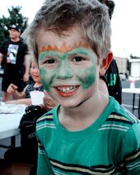 A big part of starting a new church is serving the community you want to  reach. Over the last few months @genacheree and I have had the opportunity  to meet hundreds of