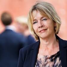 Na bijna 8 jaar met veel plezier gewerkt te hebben bij de Universiteit  Maastricht, heb ik vandaag mijn laatste werkdag gehad. Ik ga vanaf 1  november starten als Internal Auditor bij VGZ.