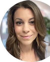 Ashley Ricciardi's Instagram, Twitter & Facebook