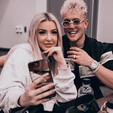 On july 28th, 2019, tana mongeau and jake paul both traveled to las vegas to get married. Tana Mongeau Unhappy In Marriage To Jake Paul