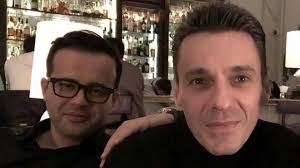 Mihai gadea este la new york, la international emmy awards unde a facut parte din juriu. Mesajul Lui Mihai Gadea Pentru Mircea Badea Dupa Bataia De La Mall Video Ziarul National
