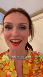 Back from turkey. What a gorgeous eve here in London. Now for self-imposed  rest to shake nasty smokers-cough-cold (I don't smoke). Bleurgh.