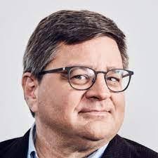 Jim Ledbetter's Instagram, Twitter & Facebook