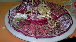 Saree Packing 1 Jpg 600 337 Wedding Gifts Packaging Wedding Deals Wedding
