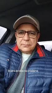 Sempre temos àqueles amigos que torcem por vc Aqui estão Leandro e Nelson  Cordeiro, duas figurinhas que amo. Gratidão amigos. #amigo #radio #musica  #vida #elegancia #bondade