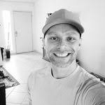 Aaron Cothren's Instagram, Twitter & Facebook