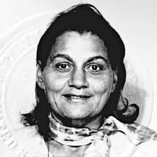 Betty Beller's Instagram, Twitter & Facebook