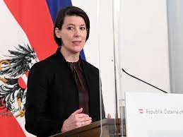 Meine tante wohnt im russischen reich, die große katharina. Nig Expertin Reich Zu Astrazeneca Guter Impfstoff Den Wir Brauchen Corona Impfung Vienna At