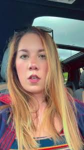 Kylie Capps's Instagram, Twitter & Facebook