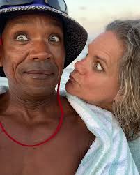 Happy birthday Papa Devine! We love you and we appreciate you! 💚✨💨 😂