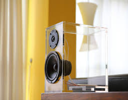 The simolio digital wireless tv speaker is one of the few portable wireless tv speakers with a digital audio input. Oneclassic 2k Dect Wireless Speakers Sound 200k Wireless Speakers Wireless Speakers Diy Speaker